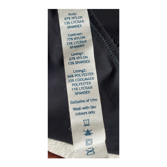 lululemon wandering yogi low back halter top size 8 in black - Picture 9 of 10